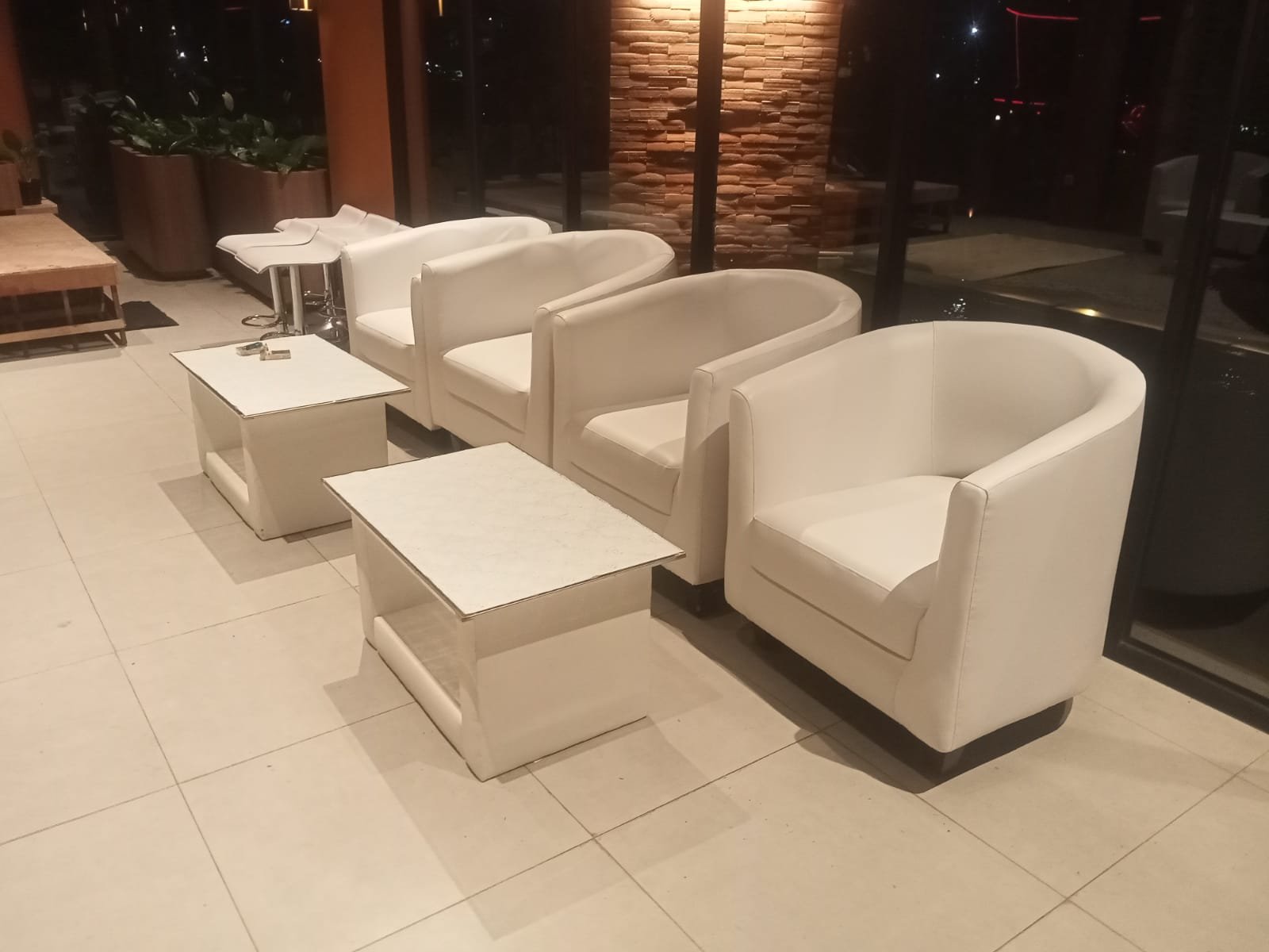 SEWA SOFA SETIA BUDI DI JAKARTA SELATAN 